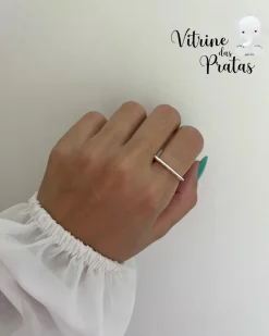 Anel Quadrado com Corações Vazados