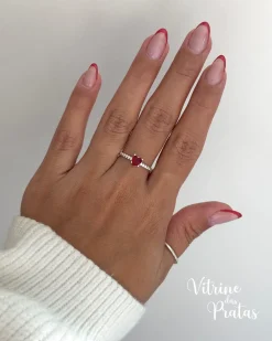 Anel Solitário Coração Vermelho