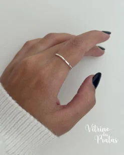 Anel Torcido Minimalista