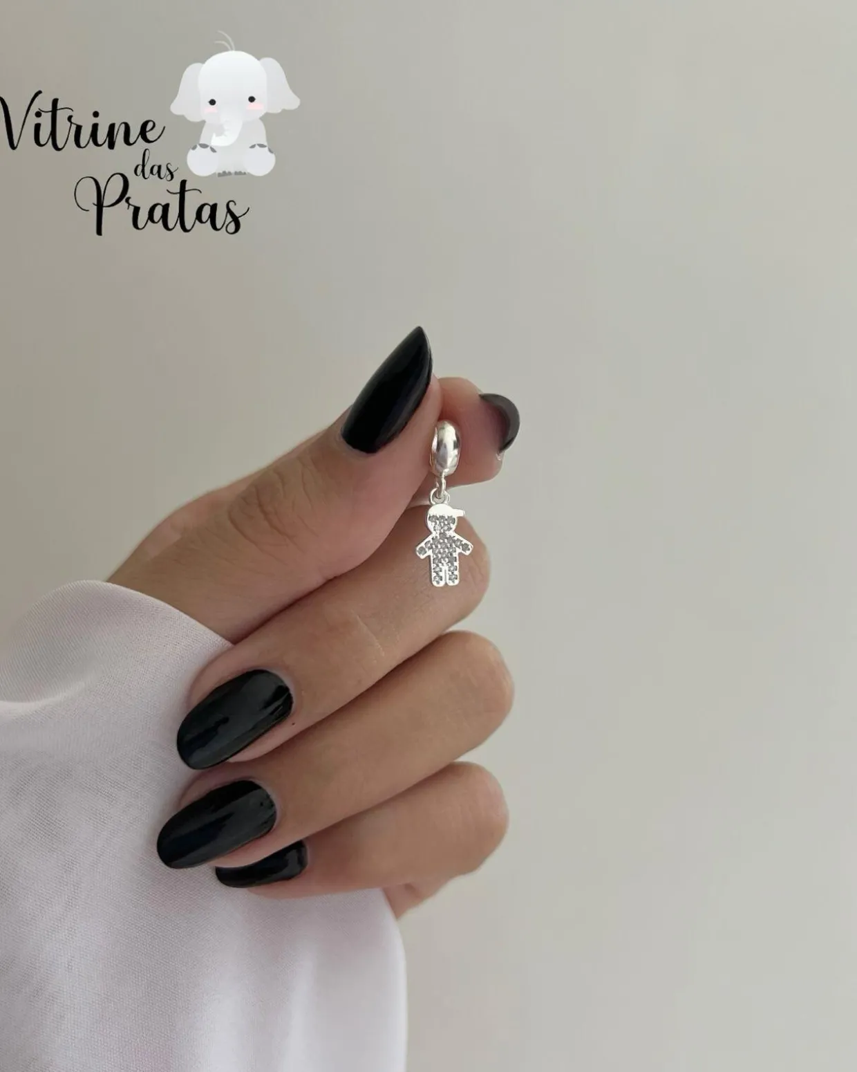 Berloque Menino Cravejado