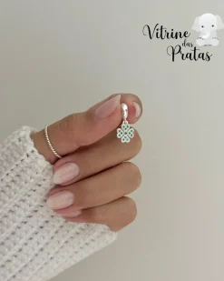 Berloque Trevo Cravejado