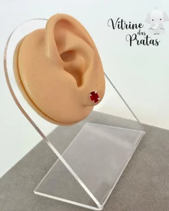 Brinco Zircônia Oval Vermelha