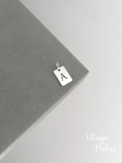 Pingente Plaquinha Quadrada Personalizada (LEIA A DESCRIÇÃO)
