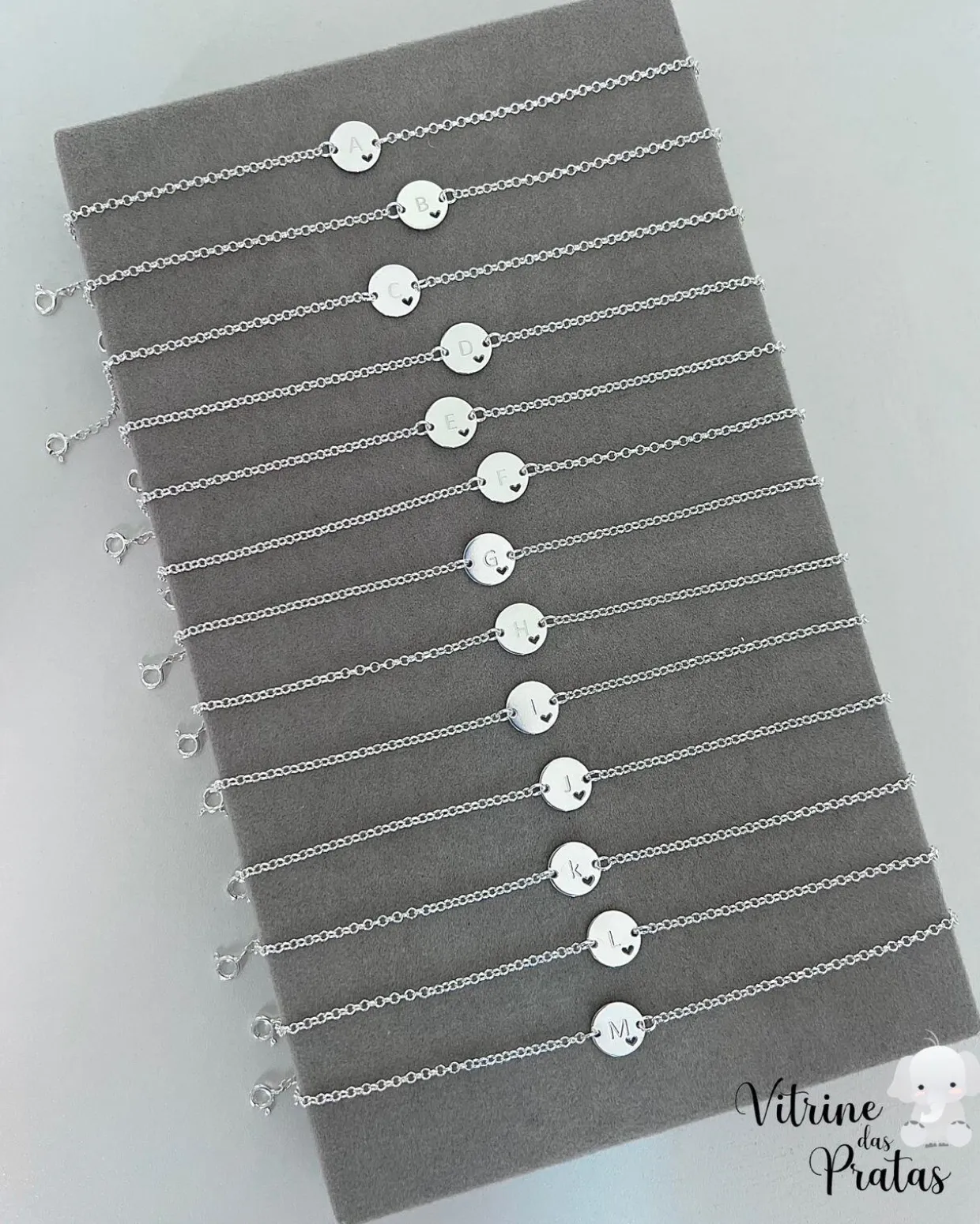 Pulseira Letra com Coração